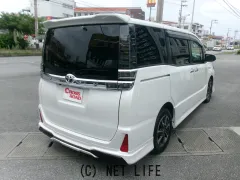 トヨタ ヴォクシー