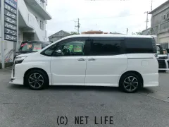 トヨタ ヴォクシー