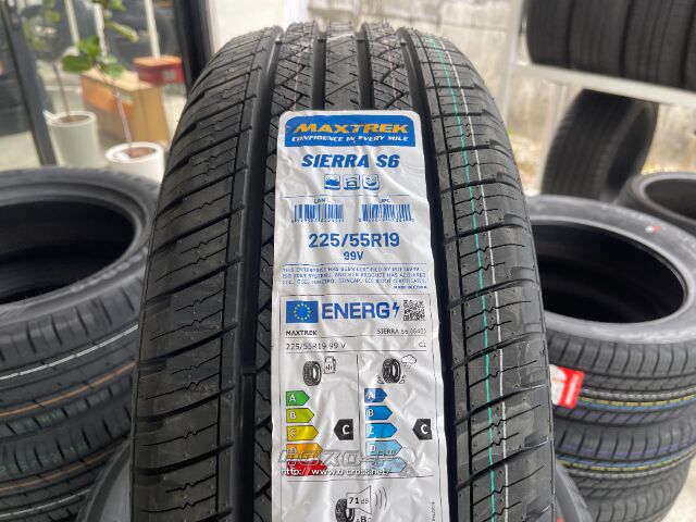 タイヤ・19インチ新品マックストレック225/55R19 取り付け工賃込・1.82