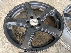 OZキャニオン 18インチ タイヤ付き4セット 【6枚目に装着時の写真あり】 OZキャニオン 18インチ タイヤ付き4セット 【6枚目に装着時の