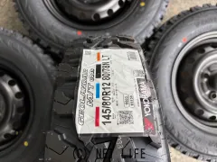 ホイール・タイヤ 12インチ中古ダイハツ純正スチール自家塗装4本SET新品タイヤｋ2