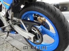 ヤマハ FZR400
