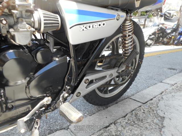 ヤマハ XJ400・1982(S57)初度登録(届出)年・銀/青・400cc・(有