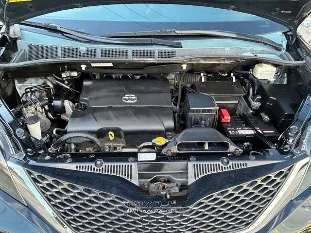 米国トヨタ シエナ