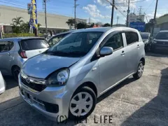 ダイハツ ミライース