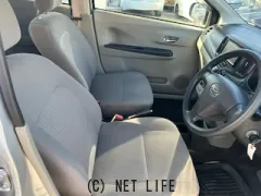 ダイハツ ミライース