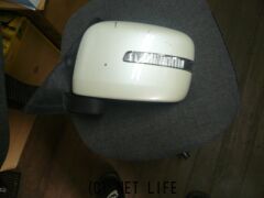 外装・エアロ ドアミラー左側