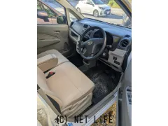 ダイハツ ムーヴ