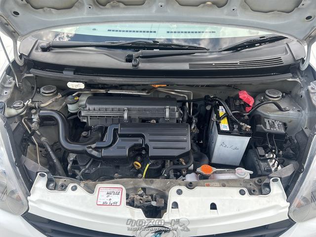 ダイハツ ミライース