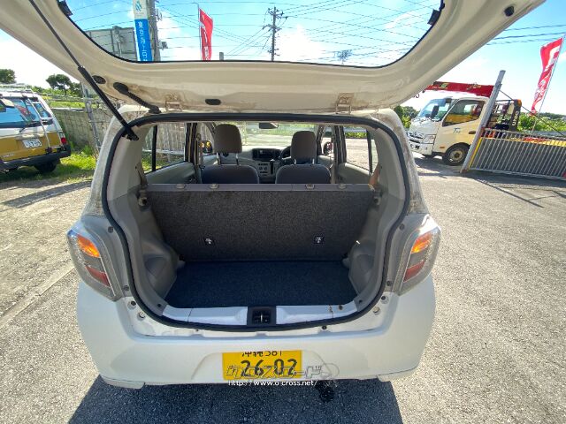 ダイハツ ミライース