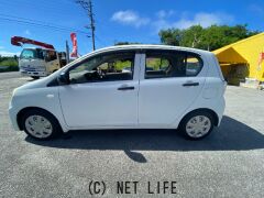 ダイハツ ミライース