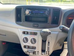 ダイハツ ミライース