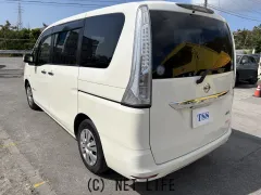 日産 セレナ