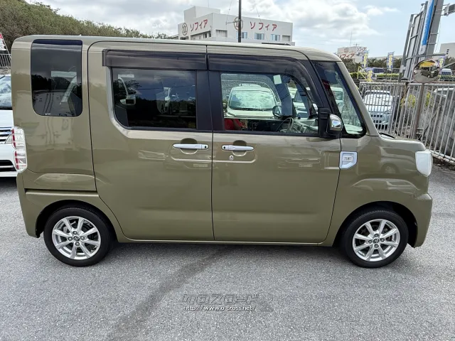 トヨタ ピクシスメガ