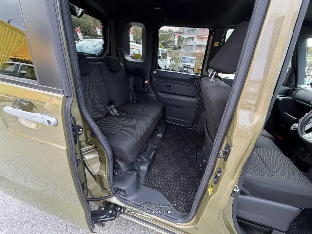 トヨタ ピクシスメガ