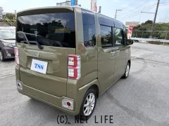 トヨタ ピクシスメガ