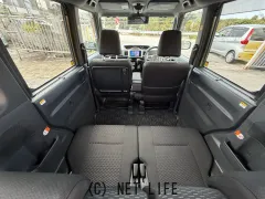 トヨタ ピクシスメガ