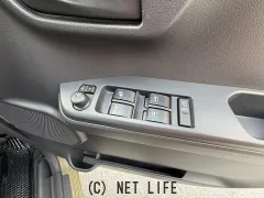 トヨタ ピクシスメガ