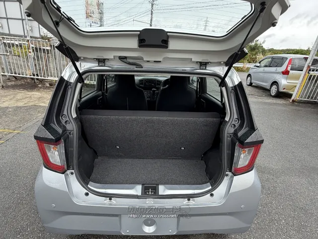 ダイハツ ミライース