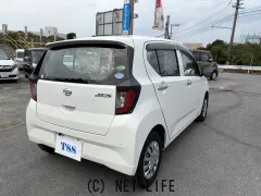 ダイハツ ミライース