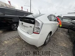 トヨタ プリウス