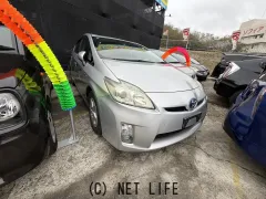 トヨタ プリウス