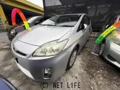 トヨタ プリウス