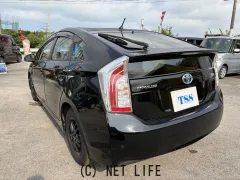 トヨタ プリウス