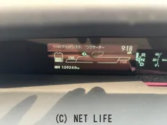 トヨタ プリウス