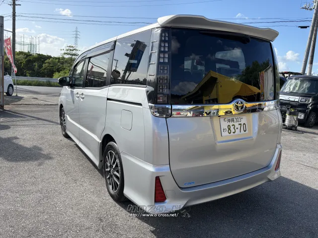 トヨタ ヴォクシー