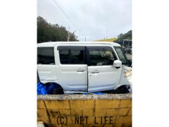 部品取車 SUZUKI スペーシアカスタム 初年度R1年式 MK53S