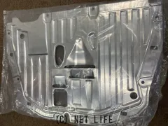 その他 エンジンアンダーカバープレート　新品未使用