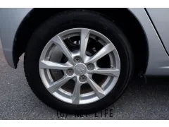 ダイハツ ミライース