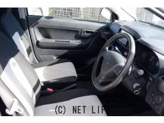 ダイハツ ミライース