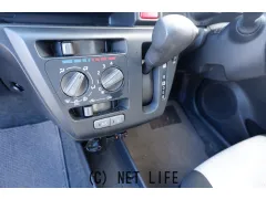 ダイハツ ミライース