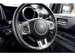 ホンダ N-BOXスラッシュ