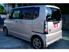 ホンダ N-BOX
