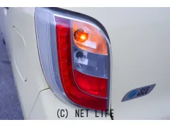 ダイハツ ミライース
