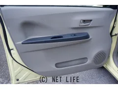 ダイハツ ミライース