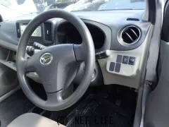 ダイハツ ミライース