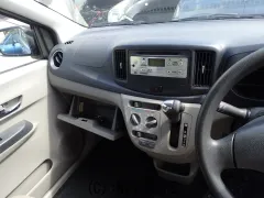 ダイハツ ミライース