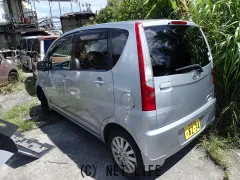 ダイハツ ムーヴ