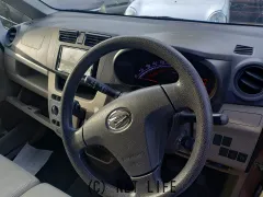 ダイハツ ムーヴ