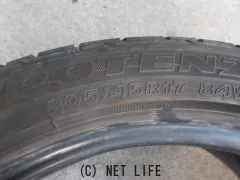 タイヤ 205/45R17