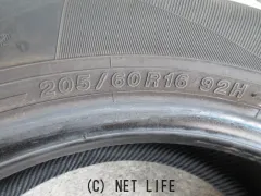 タイヤ 205/60R16