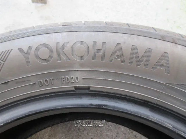 タイヤ 205/60R16