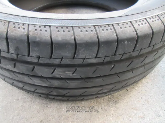 タイヤ 205/60R16