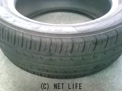 タイヤ 215/55R17