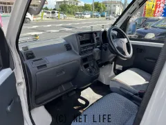 ダイハツ ハイゼットカーゴ