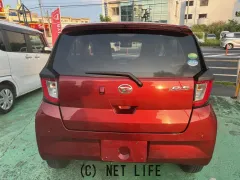 ダイハツ ミライース